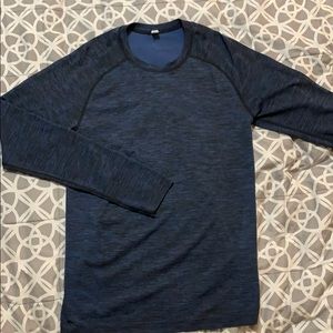 Men’s Small Lululemon Long Sleeve